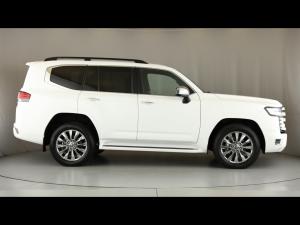 Toyota Land Cruiser 300 3.3D ZX - Image 3
