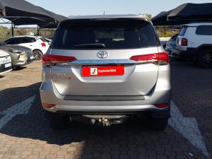 Toyota Fortuner 2.8GD-6 auto - Image 5