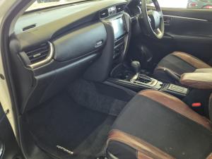 Toyota Fortuner 2.4GD-6 Raised Body automatic - Image 7