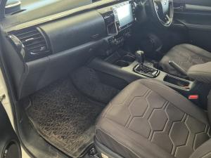 Toyota Hilux 2.8 GD-6 RB Legend 4X4 automaticD/C - Image 7