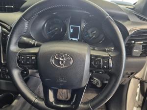 Toyota Hilux 2.8 GD-6 RB Legend 4X4 automaticD/C - Image 8