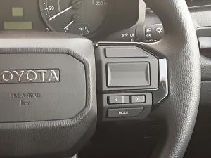 Toyota Hilux 2.8 GD-6 RB SRX automaticD/C - Image 10
