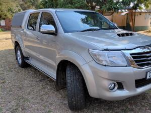 Toyota Hilux 3.0 D-4D Raider 4X4D/C - Image 1