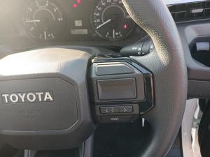 Toyota Hilux 2.8 GD-6 RB SRX 4X4 automaticD/C - Image 10