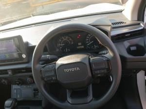 Toyota Hilux 2.8 GD-6 RB SRX 4X4 automaticD/C - Image 8
