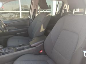 Toyota Hilux 2.8 GD-6 RB SRX 4X4 automaticD/C - Image 13