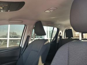 Toyota Hilux 2.8 GD-6 RB SRX 4X4 automaticD/C - Image 15