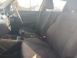 Suzuki Swift 1.2 GL - Image 12