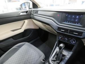 Volkswagen Polo 1.6 Tiptronic - Image 10