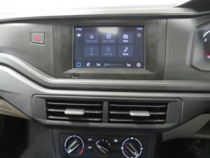 Volkswagen Polo 1.6 Tiptronic - Image 11