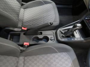 Volkswagen Polo 1.6 Tiptronic - Image 19