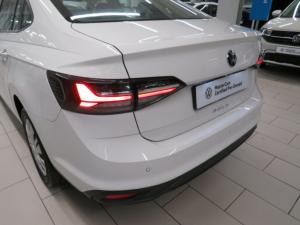 Volkswagen Polo 1.6 Tiptronic - Image 22