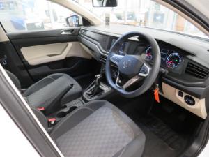 Volkswagen Polo 1.6 Tiptronic - Image 9