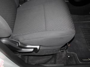 Toyota Vitz 1.0 XR AMT - Image 17