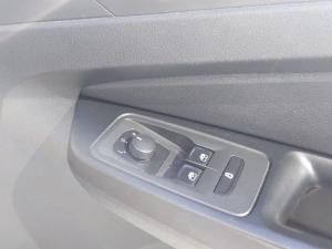 Volkswagen Caddy Kombi 2.0TDi - Image 15