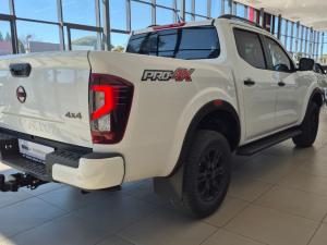 Nissan Navara 2.5DDTI PRO-4X 4X4 automatic D/C - Image 2