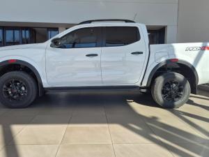 Nissan Navara 2.5DDTI PRO-4X 4X4 automatic D/C - Image 8