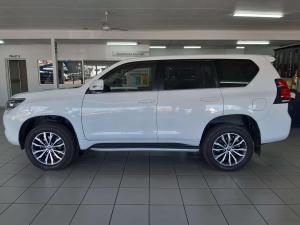 Toyota Prado VX-L 2.8GD automatic - Image 3