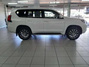 Toyota Prado VX-L 2.8GD automatic - Image 6