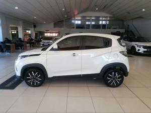 Mahindra KUV 100 1.2 K8+ NXT - Image 3