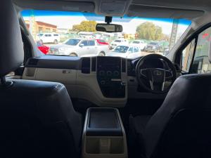 Toyota Quantum 2.8 GL 11 Seat - Image 10
