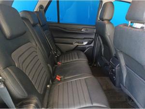 Ford Everest 2.0 BiTurbo 4x4 Sport - Image 12