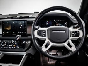 Land Rover Defender 110 D350 X-Dynamic HSE - Image 15