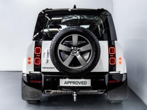Land Rover Defender 110 D350 X-Dynamic HSE - Image 6