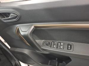 Renault Kiger 1.0 Turbo Zen - Image 9