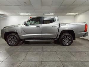 Mitsubishi Triton 2.4DI-D double cab GLS - Image 8