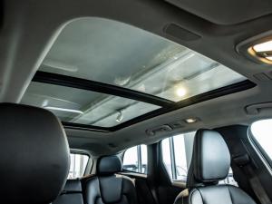 Volvo XC60 T8 Recharge AWD R-Design - Image 22