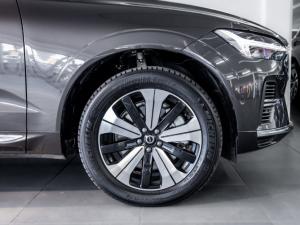 Volvo XC60 T8 Recharge AWD R-Design - Image 9