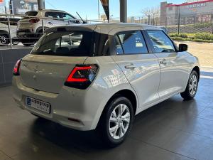 Suzuki Swift 1.2 GL+ manual - Image 5