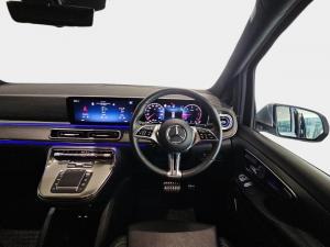 Mercedes-Benz V-Class V300d Exclusive - Image 13