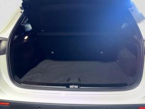 Mercedes-Benz GLA GLA200d Progressive - Image 10