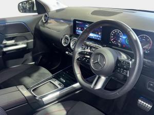 Mercedes-Benz GLA GLA200d Progressive - Image 13