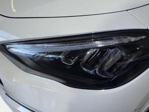 Mercedes-Benz GLA GLA200d Progressive - Image 19