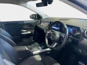 Mercedes-Benz GLA GLA200d Progressive - Image 22