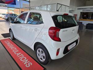 Kia Picanto 1.0 Start - Image 17