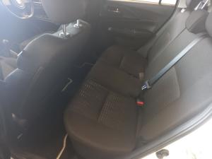 Suzuki Swift 1.2 GL - Image 9