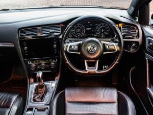 Volkswagen Golf GTD - Image 13