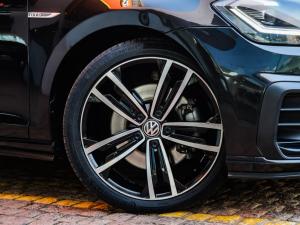 Volkswagen Golf GTD - Image 3