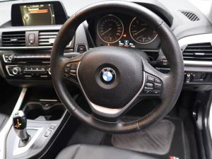 BMW 1 Series 118i 5-door auto - Image 12