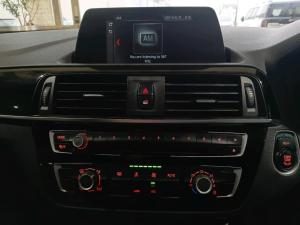 BMW 1 Series 118i 5-door auto - Image 11