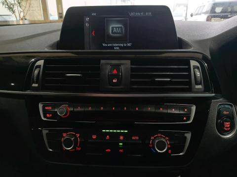 Image BMW 1 Series 118i 5-door auto