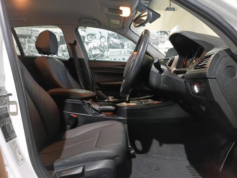 Image BMW 1 Series 118i 5-door auto