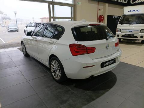 Image BMW 1 Series 118i 5-door auto