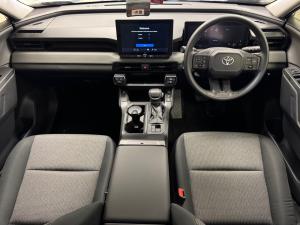 Toyota RAV4 2.5 HEV GX E-Four - Image 6