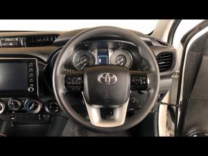 Toyota Hilux 2.4GD-6 double cab 4x4 Raider X manual - Image 8