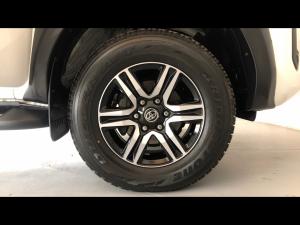 Toyota Hilux 2.4GD-6 double cab 4x4 Raider X manual - Image 17